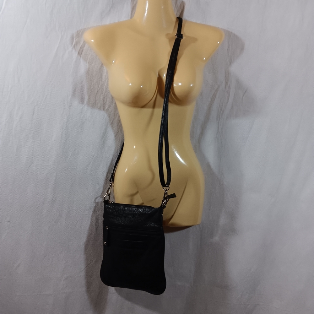 Paolo Rossi Womens Leather Crossbody Black